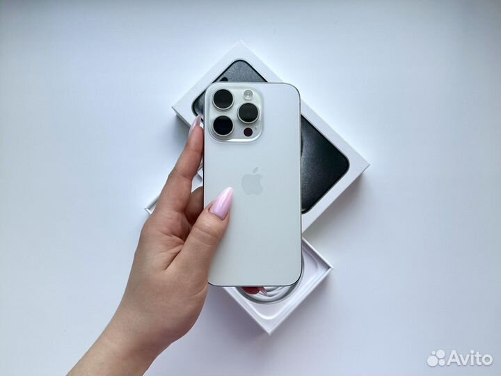 iPhone 15 Pro, 128 ГБ