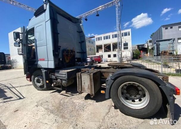 Pазбираем грузовик Volvo FH 2005-2008