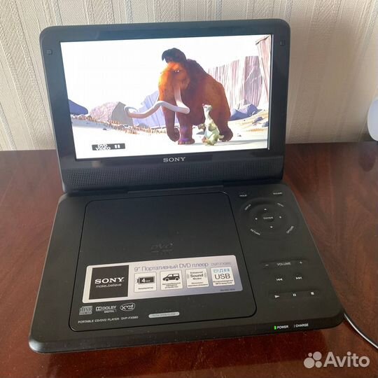 Sony портативный DVD-плеер DVP-FX980