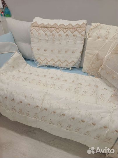 Комплект бортиков в кроватку, с балдахином