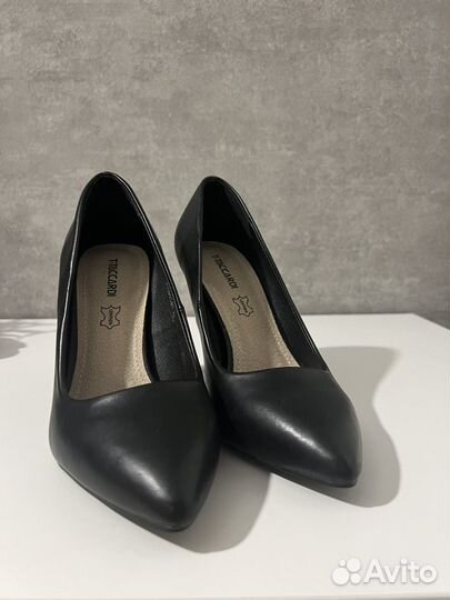 Туфли лодочки женские 38 размер. Новые