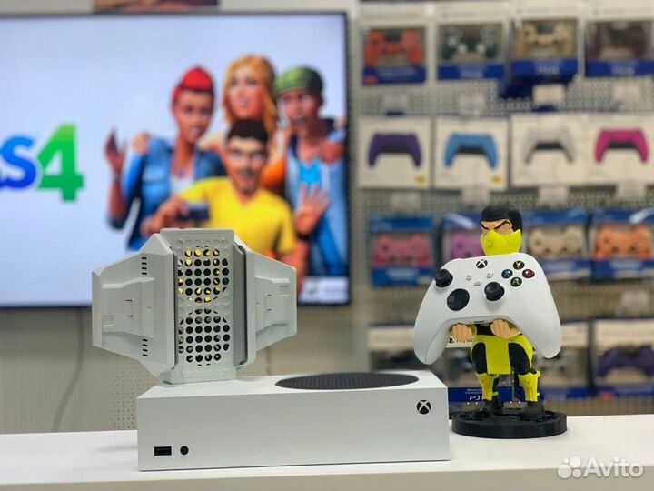 Xbox Series S + Sims 4 (GamePass Ultimate)