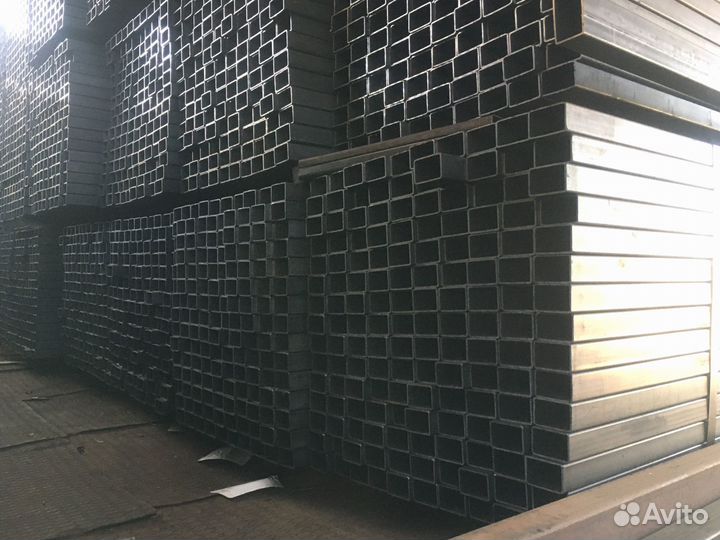 Профильная труба прямоугольная 100х50х2