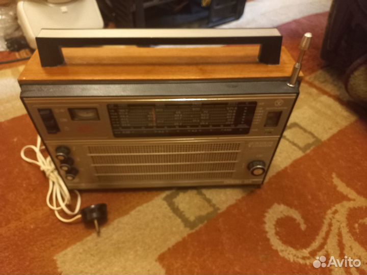 Радиоприемники Океан 204 и 214