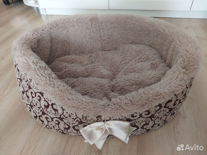 Лежанка для кошек