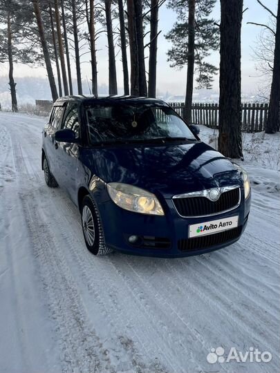 Skoda Fabia 1.2 МТ, 2011, 220 000 км