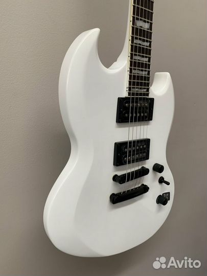 ESP LTD Viper-256 Snow White