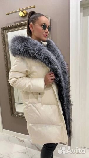 Пуховик женский с натуральным мехом 42-44
