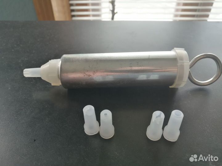 Продаю кондитерский шприц