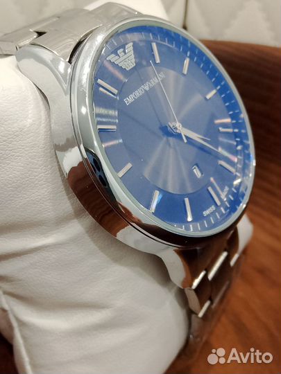 Наручные часы 690 любые