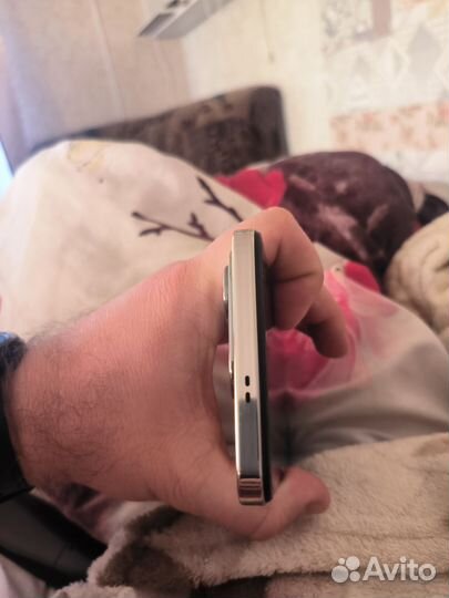 Infinix HOT 40 Pro, 8/256 ГБ