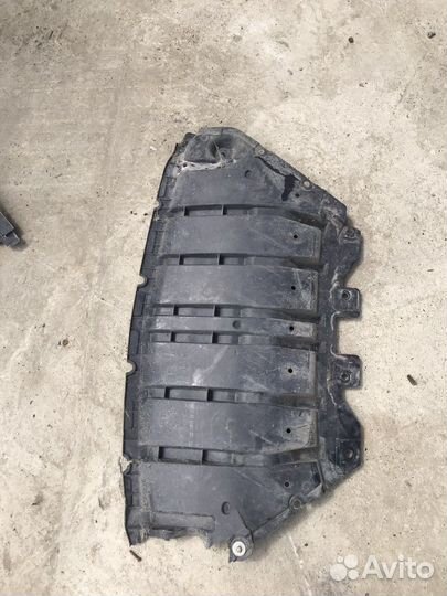 Защита бампера mercedes w222 с дефектом