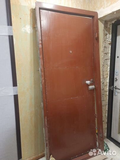Дверь входная металлическая