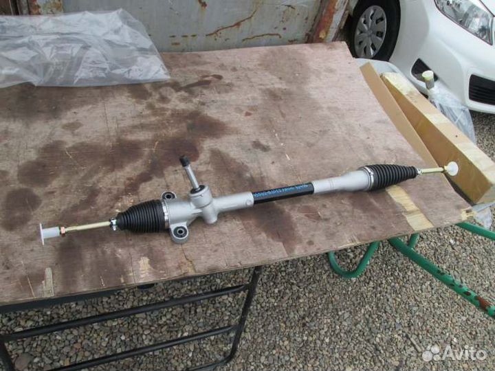 Рулевая рейка Toyota Passo KGC10