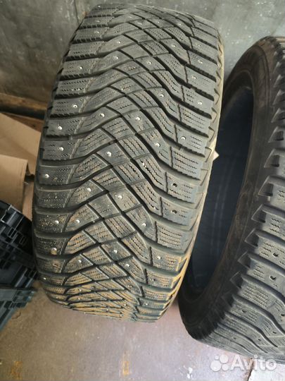 Goodyear UltraGrip Arctic 2 235/45 R18