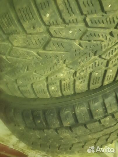 Nokian Tyres Hakka Black 215/50 R17 25G