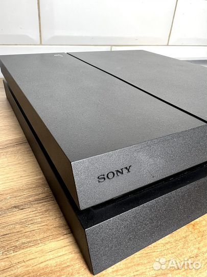Sony PS4 прошитая с играми
