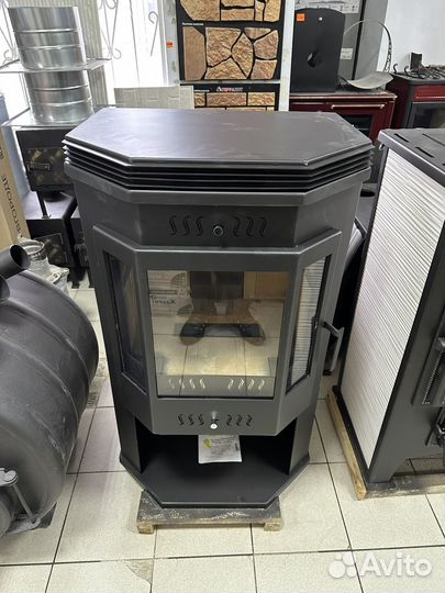 Печь-камин для дома и дачи