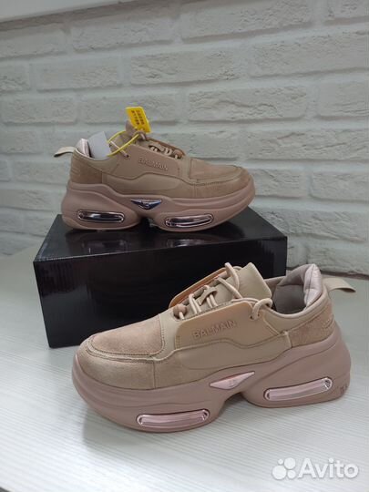 Кроссовки р 36,38,39,41