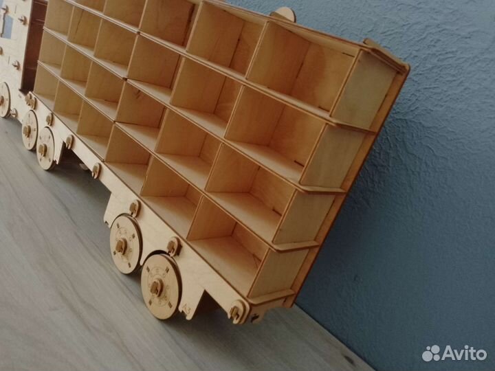 Грузовик - полка для парковки hot wheels