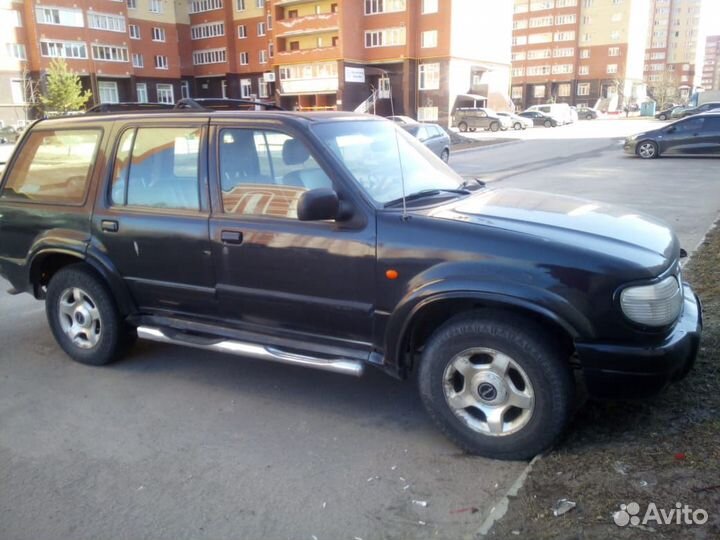 Двигатель Ford Explorer 2000 года