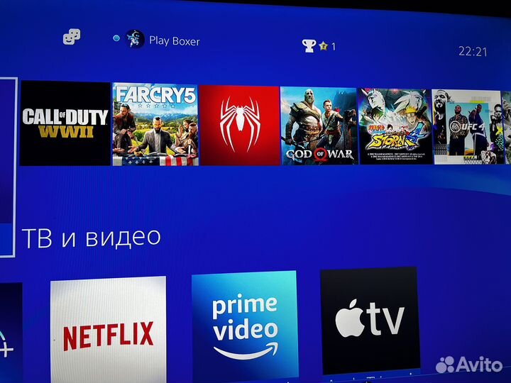 Ps4 slim 2tb с играми два Геймпада