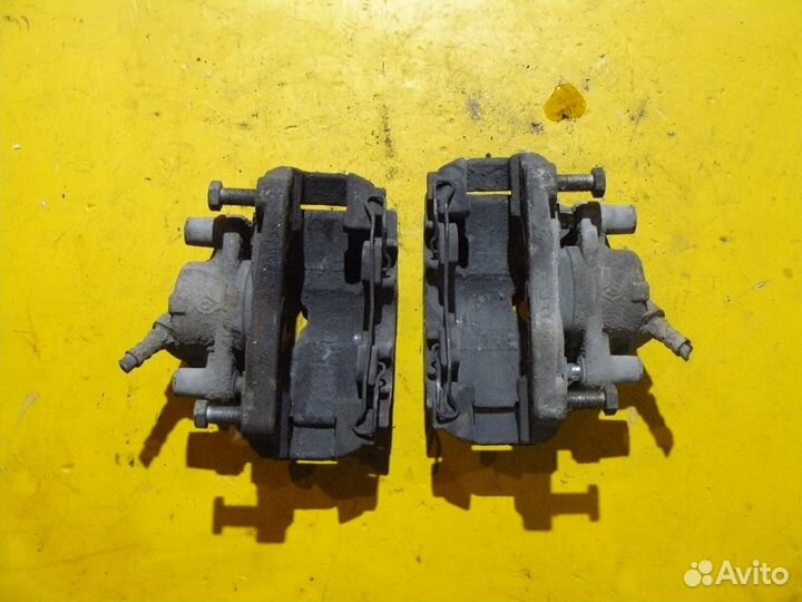 Суппорт передний для Renault Fluence 2013г