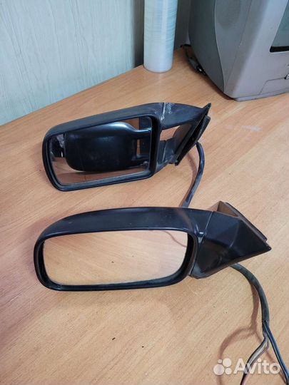 Левое зеркало Saab 9000