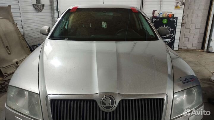 Лобовое стекло Skoda Octavia II A5 (2004-2013)