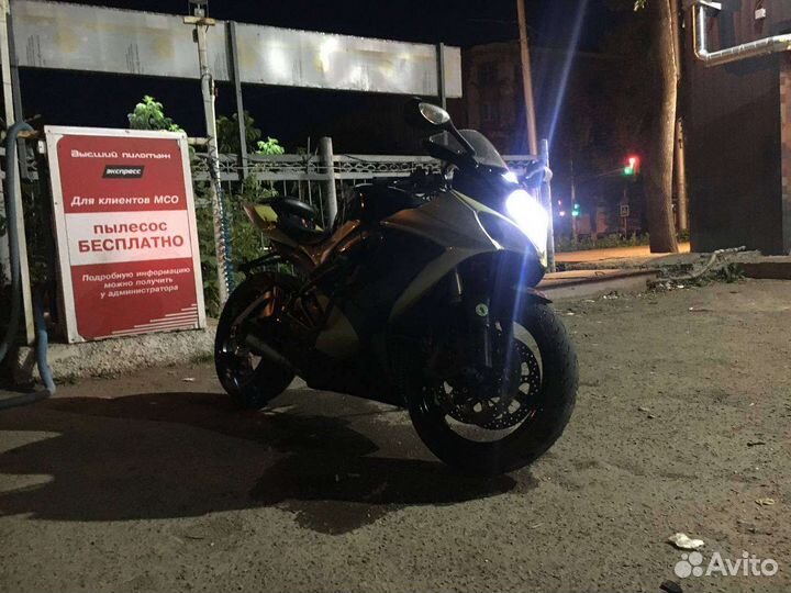 Suzuki GSX R1000 k7 k8 В разбор