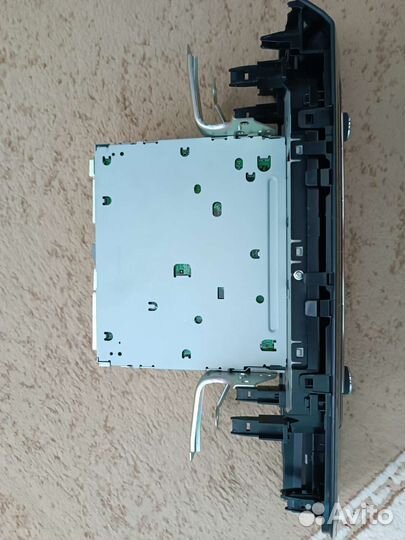 Штатное головное устройство