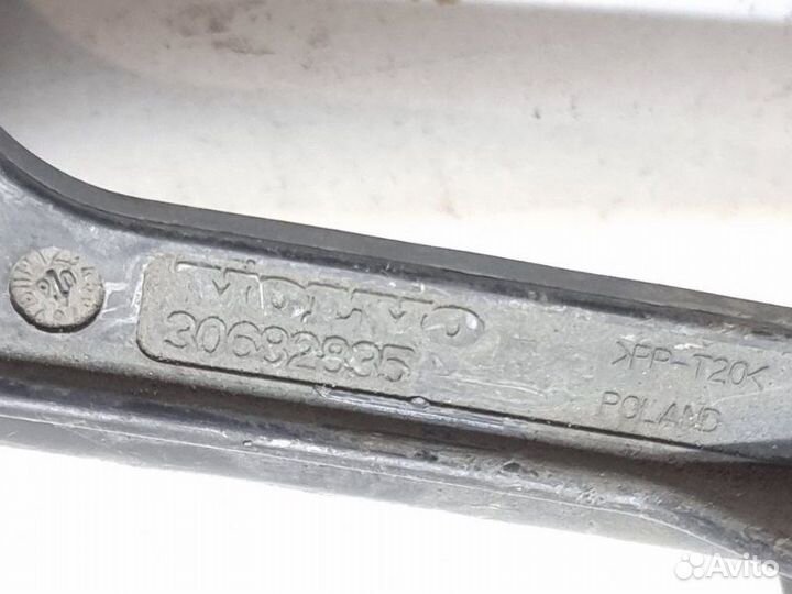 Кронштейн Volvo Xc60 D5204T2 2010