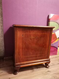 Винтажная тумбочка