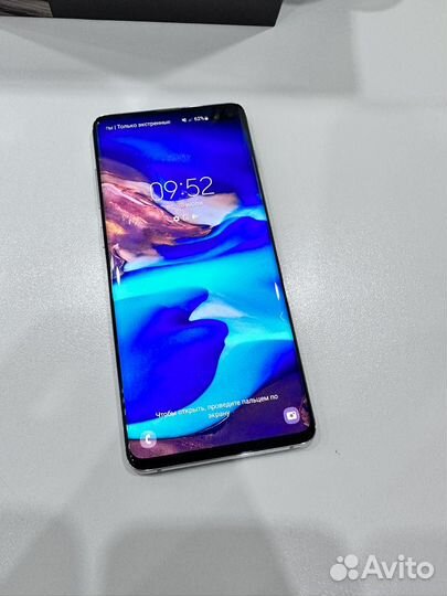 Телефон Samsung S10Plus 8/128gb