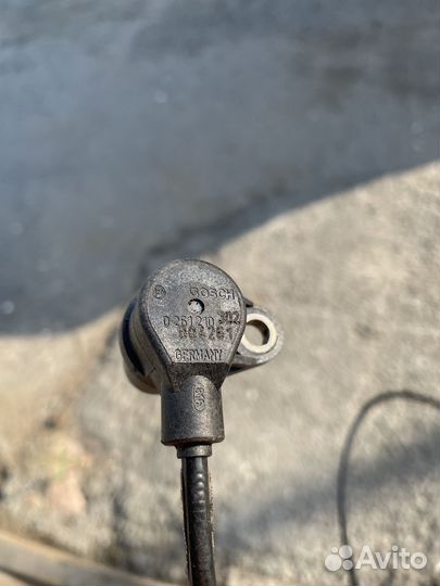 Дтчик положения коленвала Bosch Hyundai Sonata IV