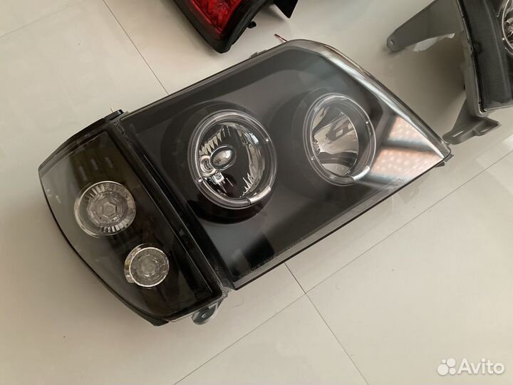 Фара + фонарь Toyota Land Cruiser Prado 90