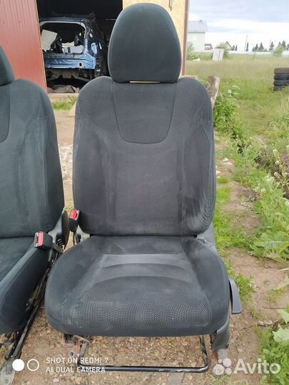 Сиденья передние на Subaru Impreza GH3 GE3 2008г