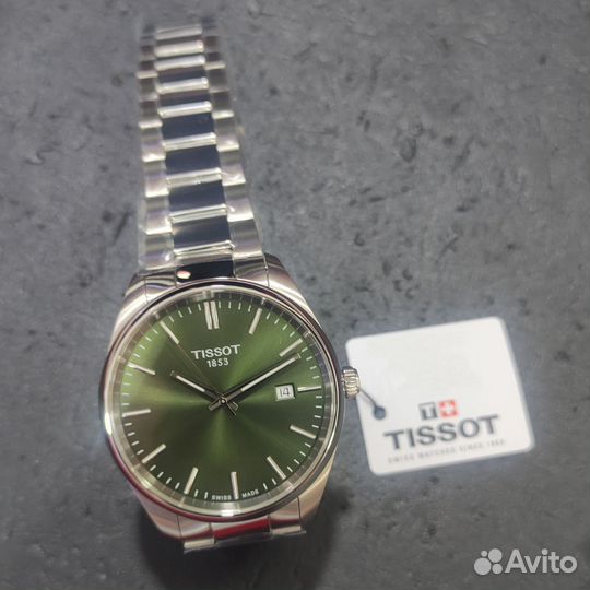 Часы мужские Tissot T150.410.11.091.00 новинка