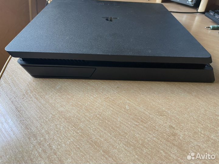 Sony PS4 slim 1tb