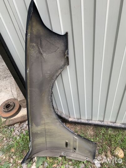 Крыло переднее левое на бмв е39
