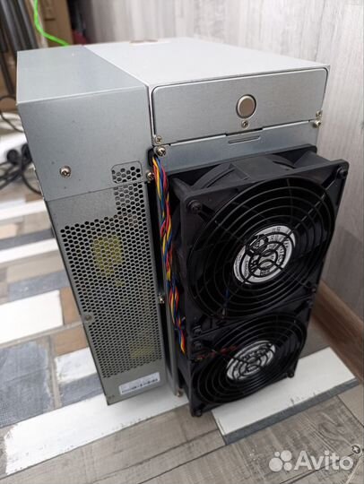 Системный блок Antminer E9 Pro 3780 состояние ново