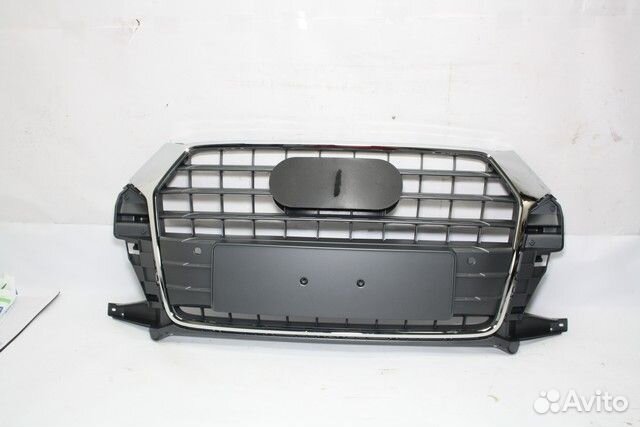 Решетка радиатора adlu0853652 Audi Q3