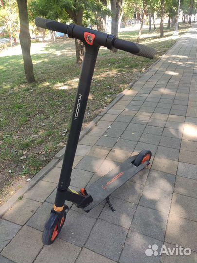 Электросамокат kugoo s1