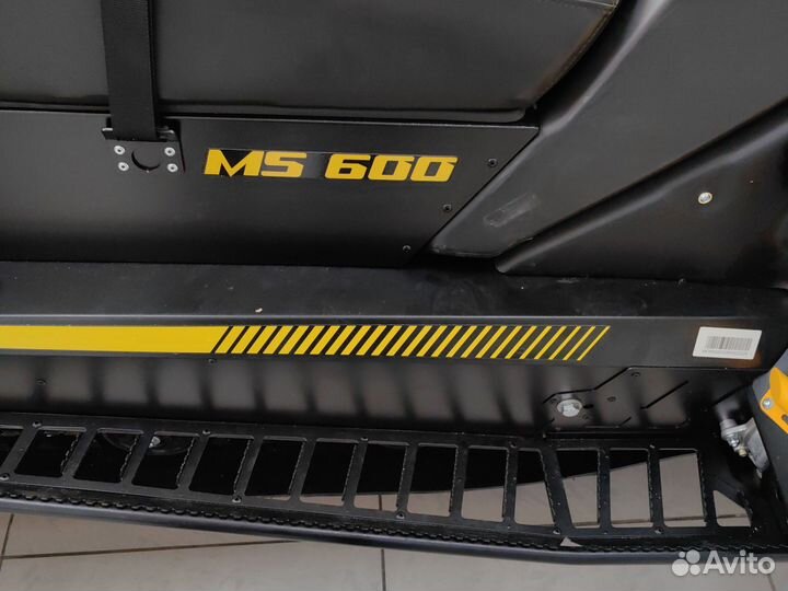 Продам снегоход Stels Ставр MS 600 Люкс