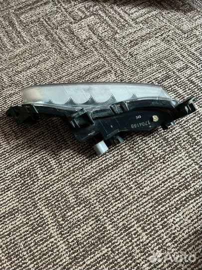 Дневной ходовой огонь левый передний Kia Rio 4