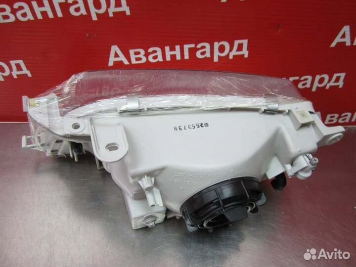 Фара правая Toyota Corona T190 92-95