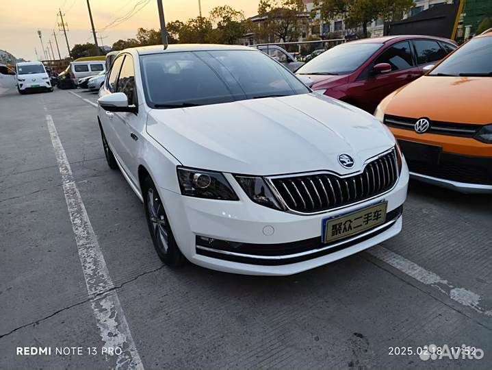 Skoda Octavia 1.5 AT, 2021, 66 000 км