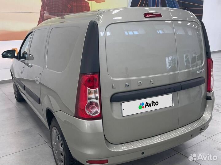 LADA Largus 1.6 МТ, 2021, 40 000 км