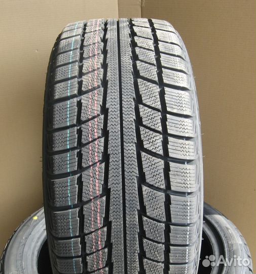 Triangle TR777 235/65 R17