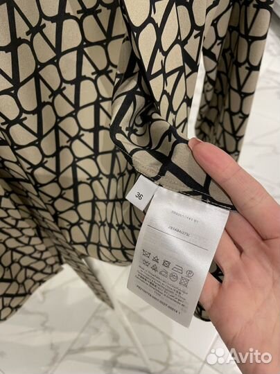 Шелковая блузка valentino